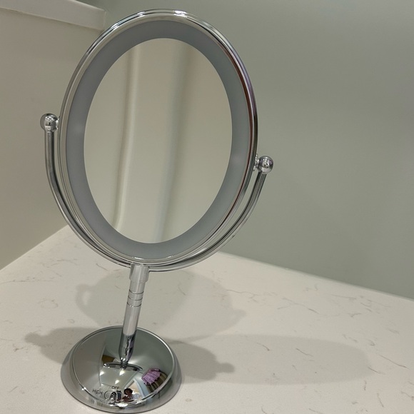 Cobalt Oval LED Lifetime Lighting Double-Sided Mirror - Picture 1 of 2